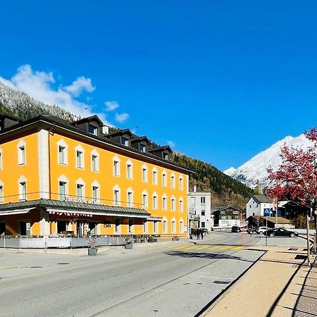 Boutique Und Bier Hotel Des Alpes Fiesch Exteriör bild