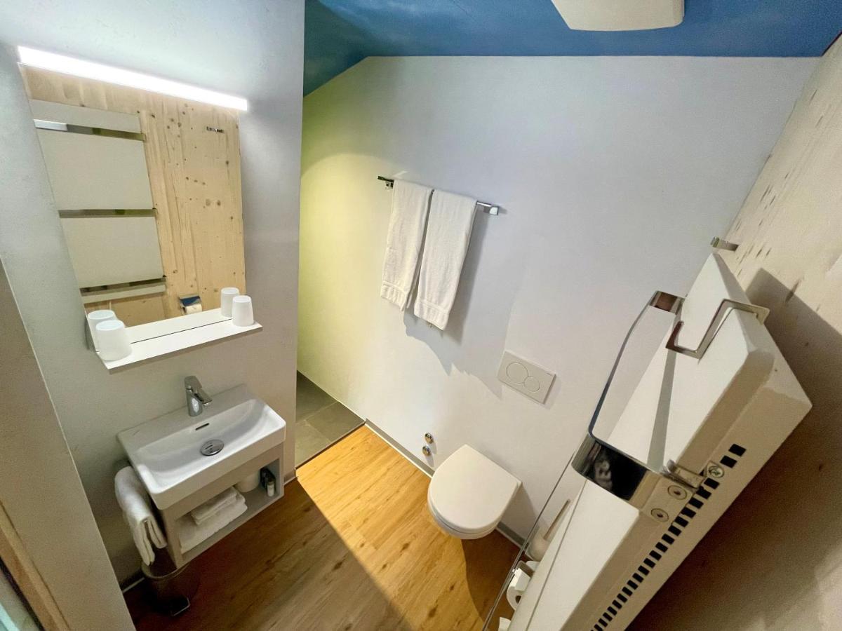 Boutique Und Bier Hotel Des Alpes Fiesch Exteriör bild